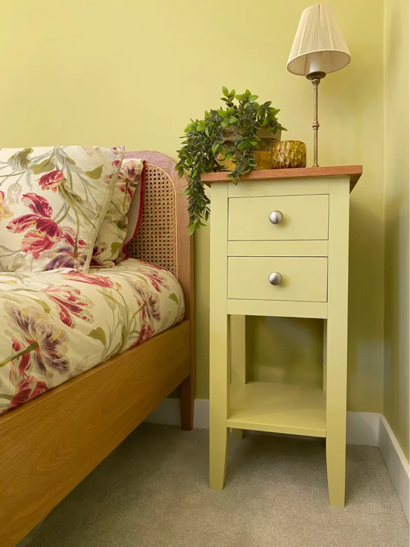 Handmade Bedside Cabinets: The Perfect Touch of Luxury for Your Bedroom