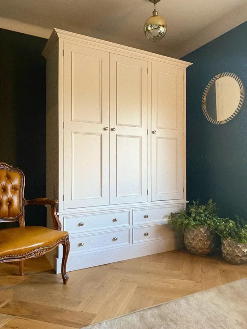 How to Choose Complete Living Room Sets Easily