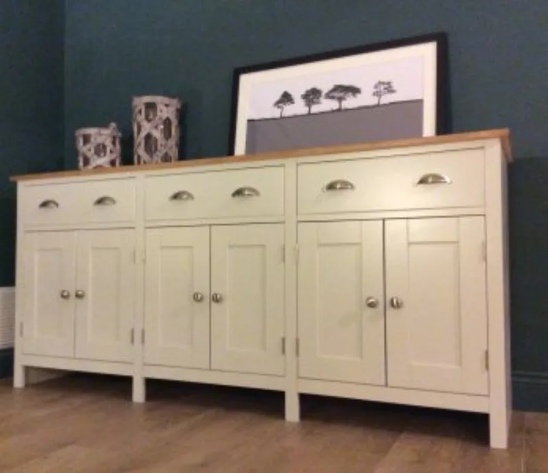 Why You Need An Oak Sideboard In Your Home
