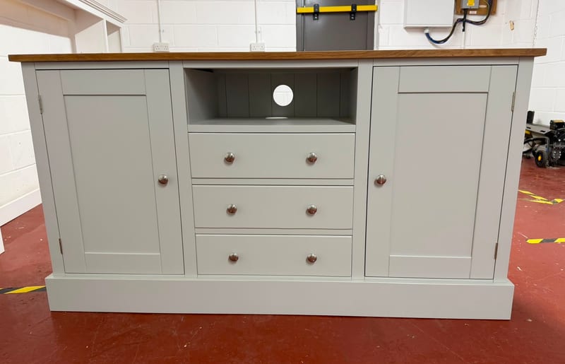 5ft Painted Sideboard / TV Cabinet with a Solid Oak Worktop — image 1